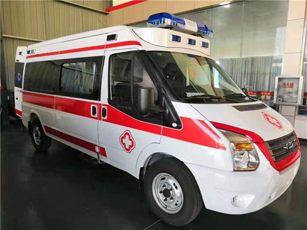会东县福特V362救护车